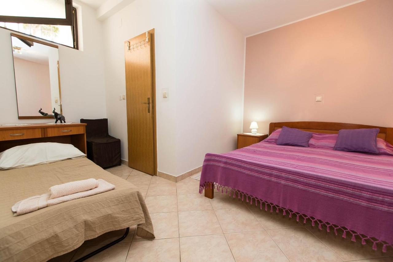 Apartmani Vera Crikvenica Ngoại thất bức ảnh